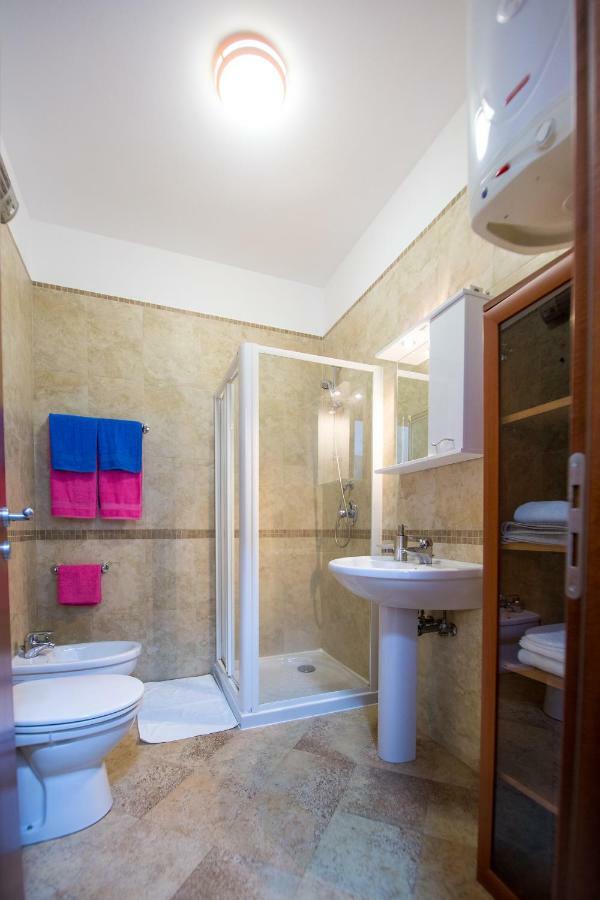 Apartment Studio Premier Рафаиловичи Экстерьер фото